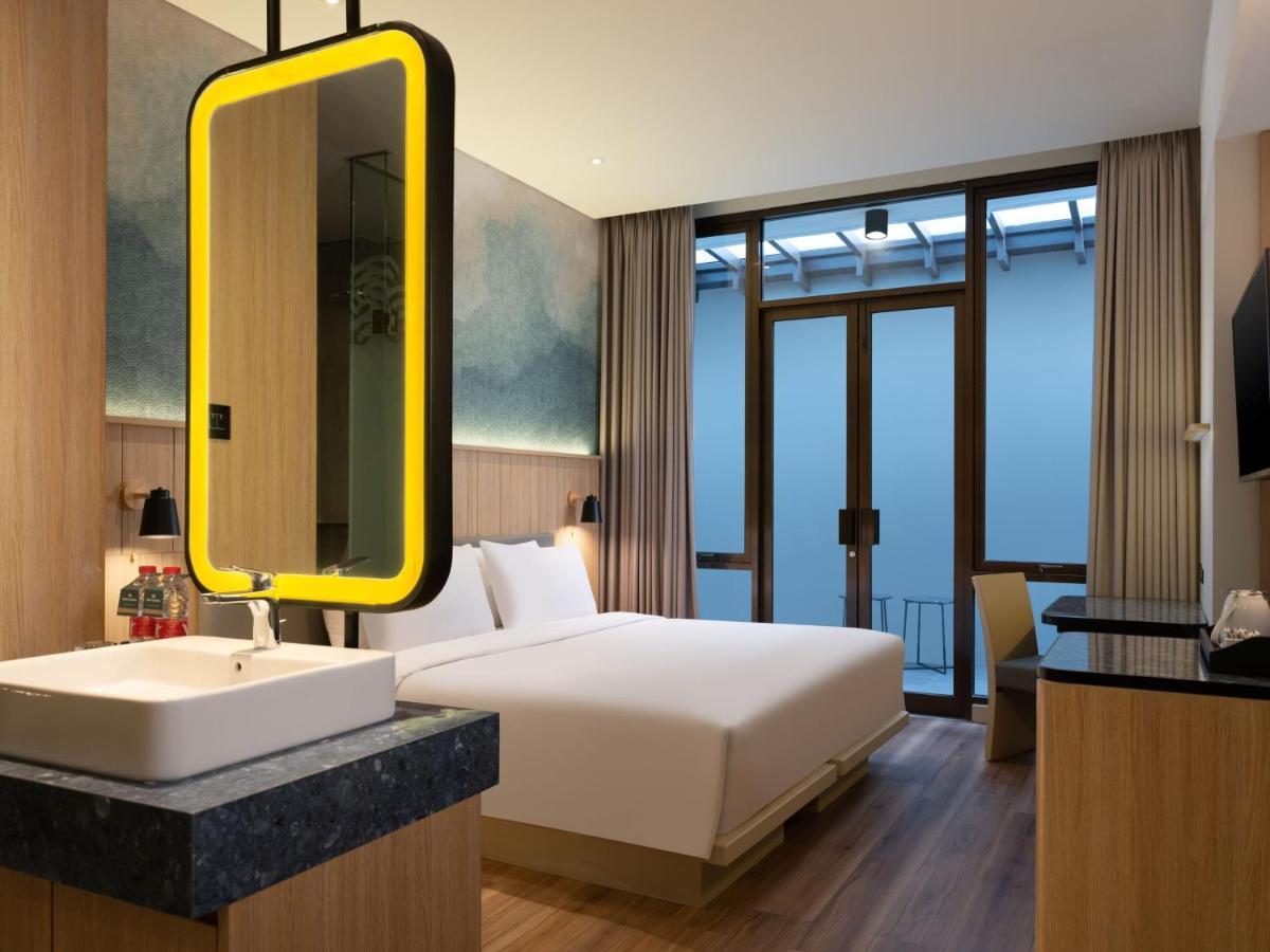 Hotel Santika Pasirkaliki Bandung Exterior foto